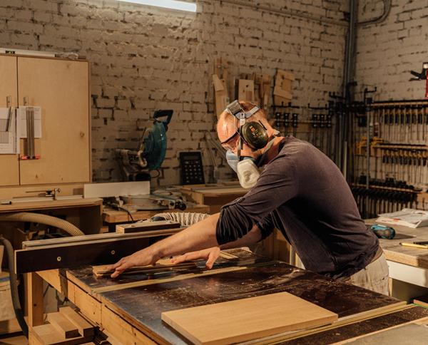 WOODWORKING INDUSTRY